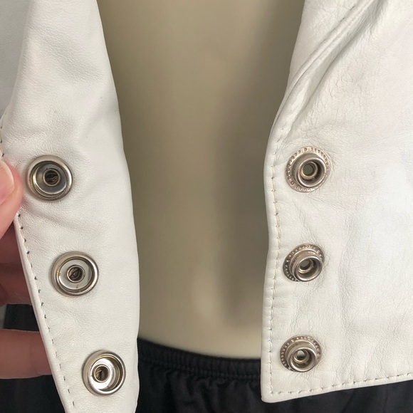 Yucatán Bay Vintage 80’s White Cropped Leather Jacket - Picture 6 of 12